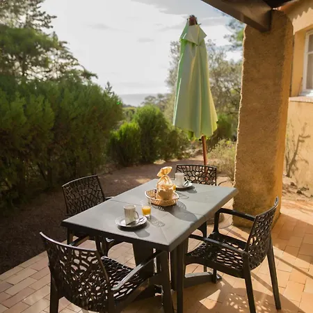 Lavezzi F2 2-4 Pers Rondinara, *