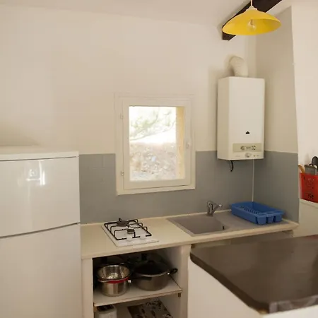 Lavezzi F2 2-4 Pers Rondinara, * Бонифачо