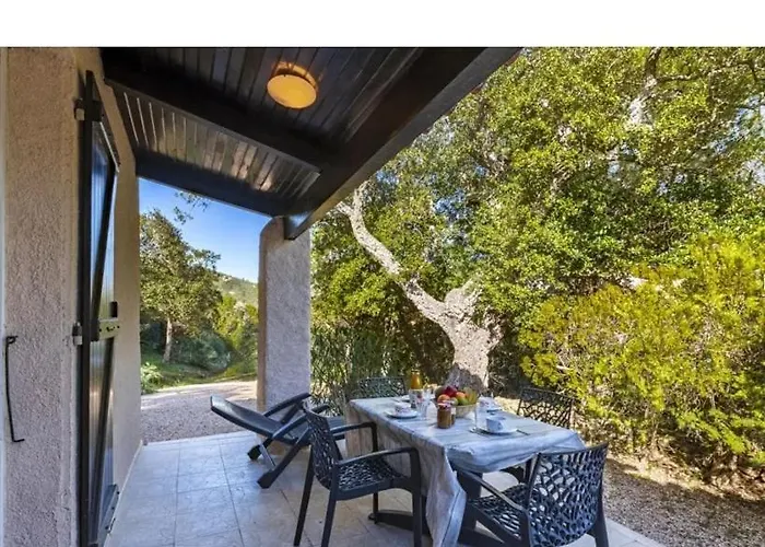 Lavezzi F2 2-4 Pers Rondinara, Bonifacio (Corsica)