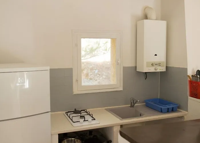 Lavezzi F2 2-4 Pers Rondinara, * Bonifacio (Corsica)